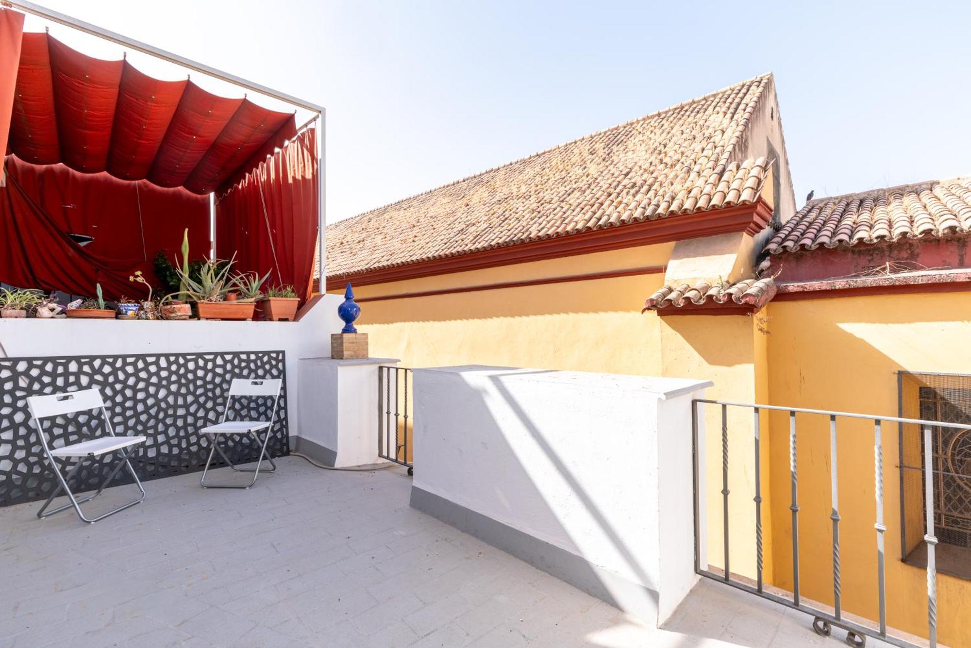 House Sevillana Parking Exterior foto