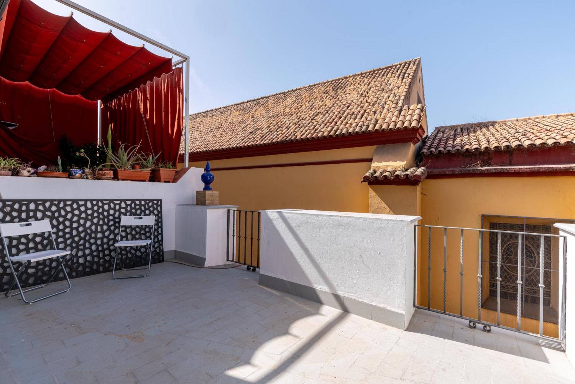 House Sevillana Parking Exterior foto