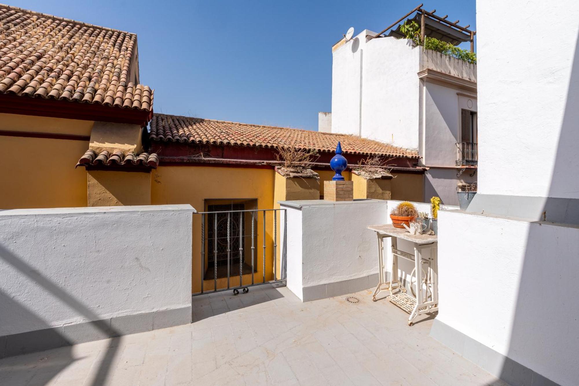 House Sevillana Parking Exterior foto