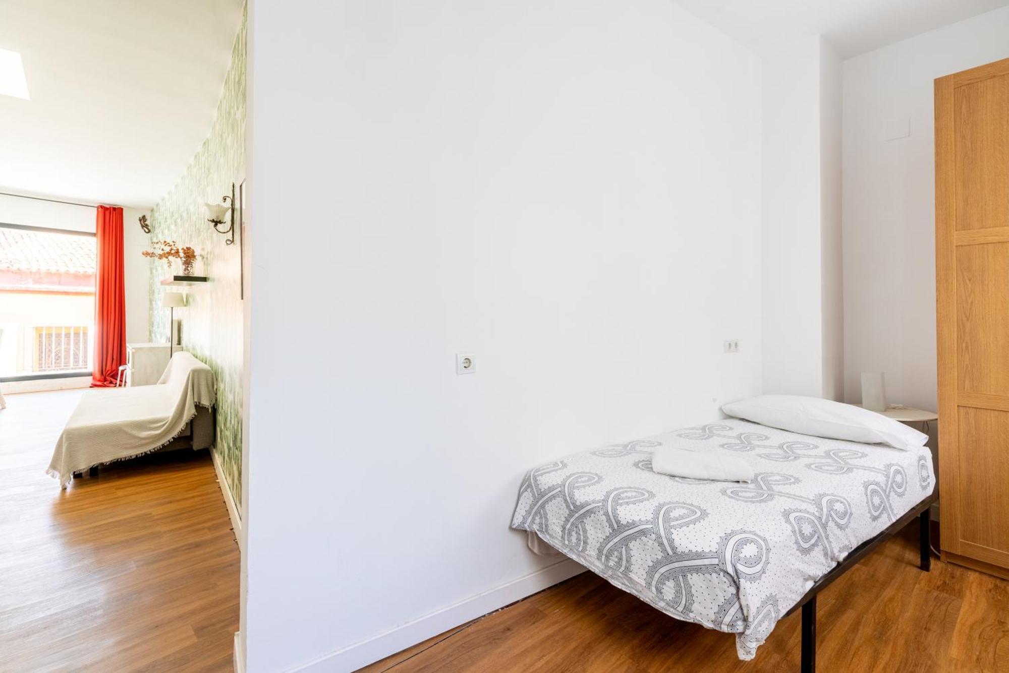 House Sevillana Parking Exterior foto